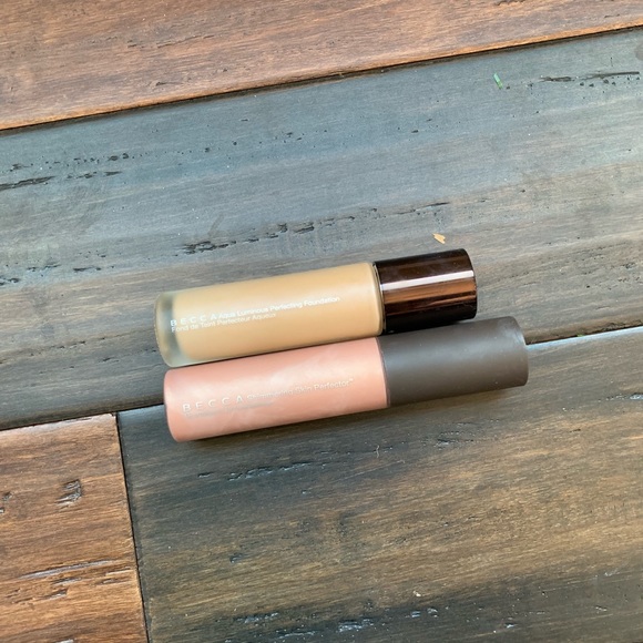Becca foundation OR highlighter - Picture 3 of 4